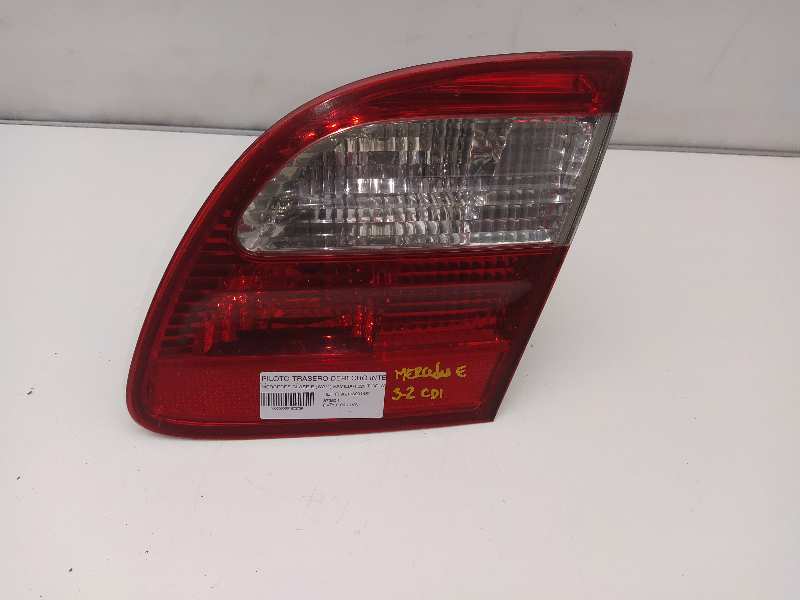 MERCEDES-BENZ E-Class W211/S211 (2002-2009) Rear Right Taillight Lamp A2118201464, 379504, 379622R 24006646