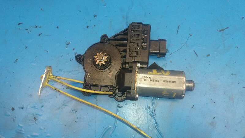 OPEL Astra J (2009-2020) Front Left Door Window Regulator Motor 994886100 18416873