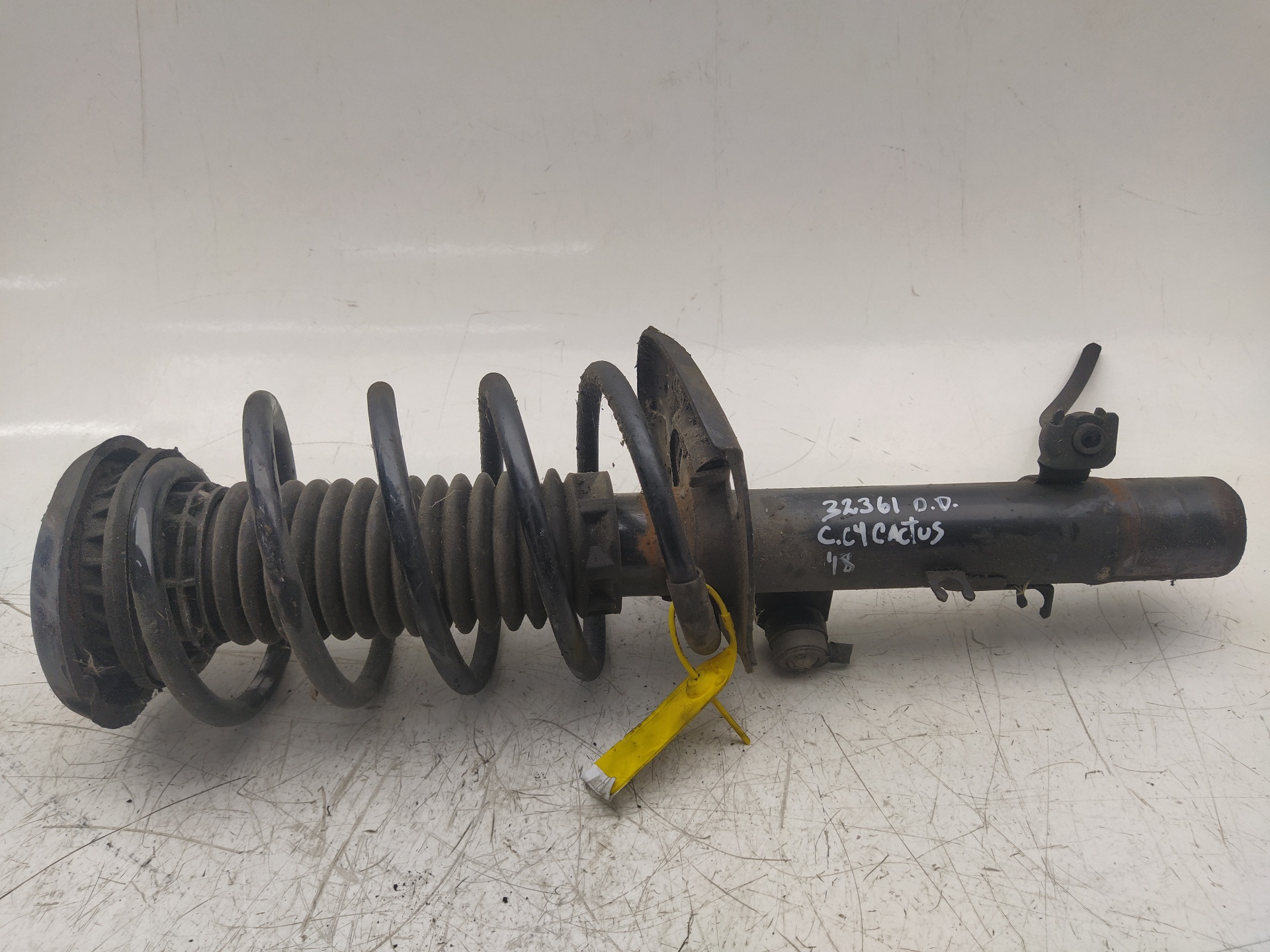 CITROËN C4 Cactus 1 generation (2014-2024) Front Right Shock Absorber 25340268