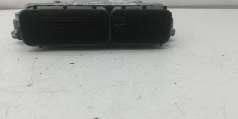 RENAULT 3 Series E46 (1997-2006) Moottorin ohjausyksikkö ECU DDE7789572,18551853,028101565 18499958