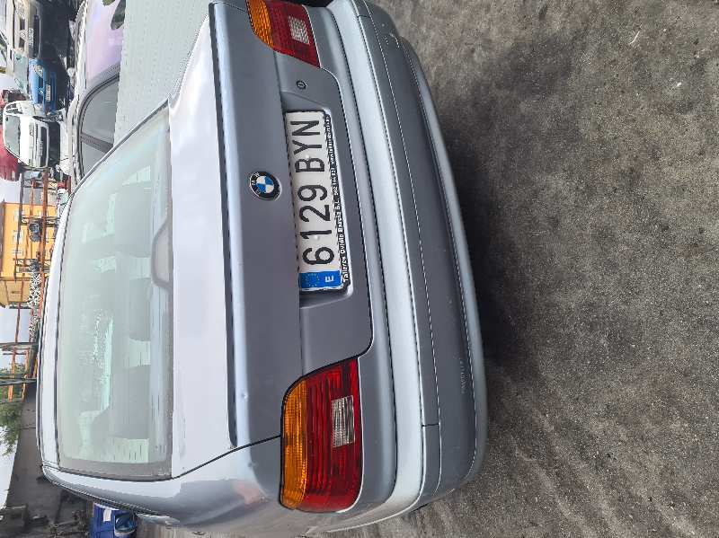 BMW 5 Series E39 (1995-2004) Priekinių kairių durų veidrodis 32289L 18539480