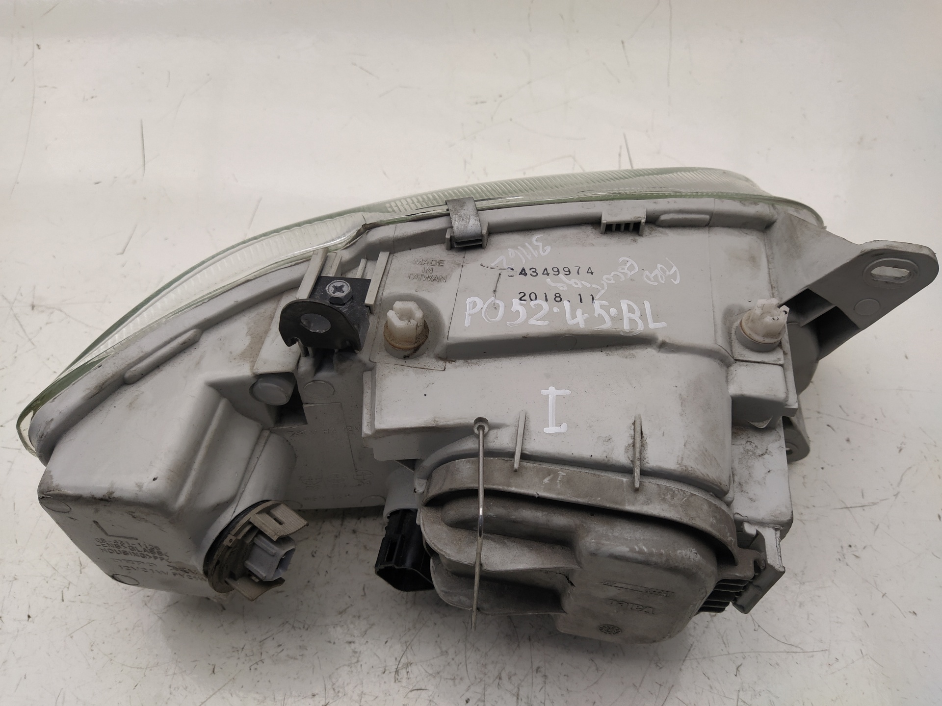 FORD Escort 5 generation (1990-2000) Phare avant gauche 084311126 24021310