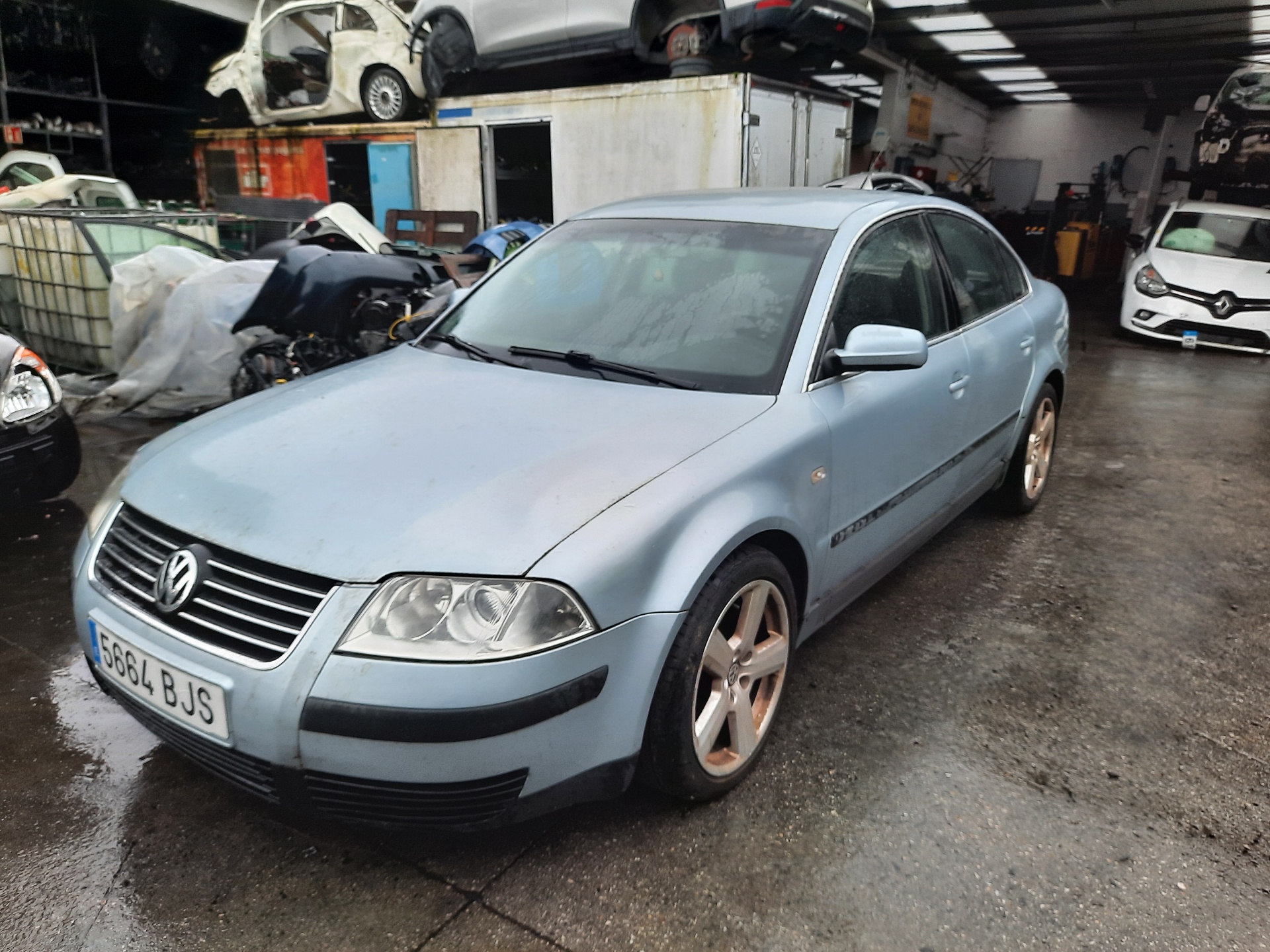 VOLKSWAGEN Passat B5 (1996-2005) Замок задней правой двери 3B0837868 24026181