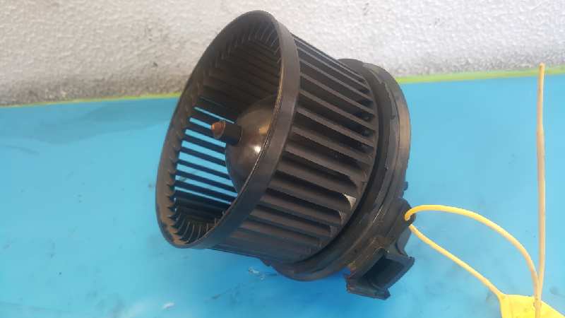 HYUNDAI Fiesta 5 generation (2001-2010) Sildītāja ventilators VP8E2H18456AA 18419198