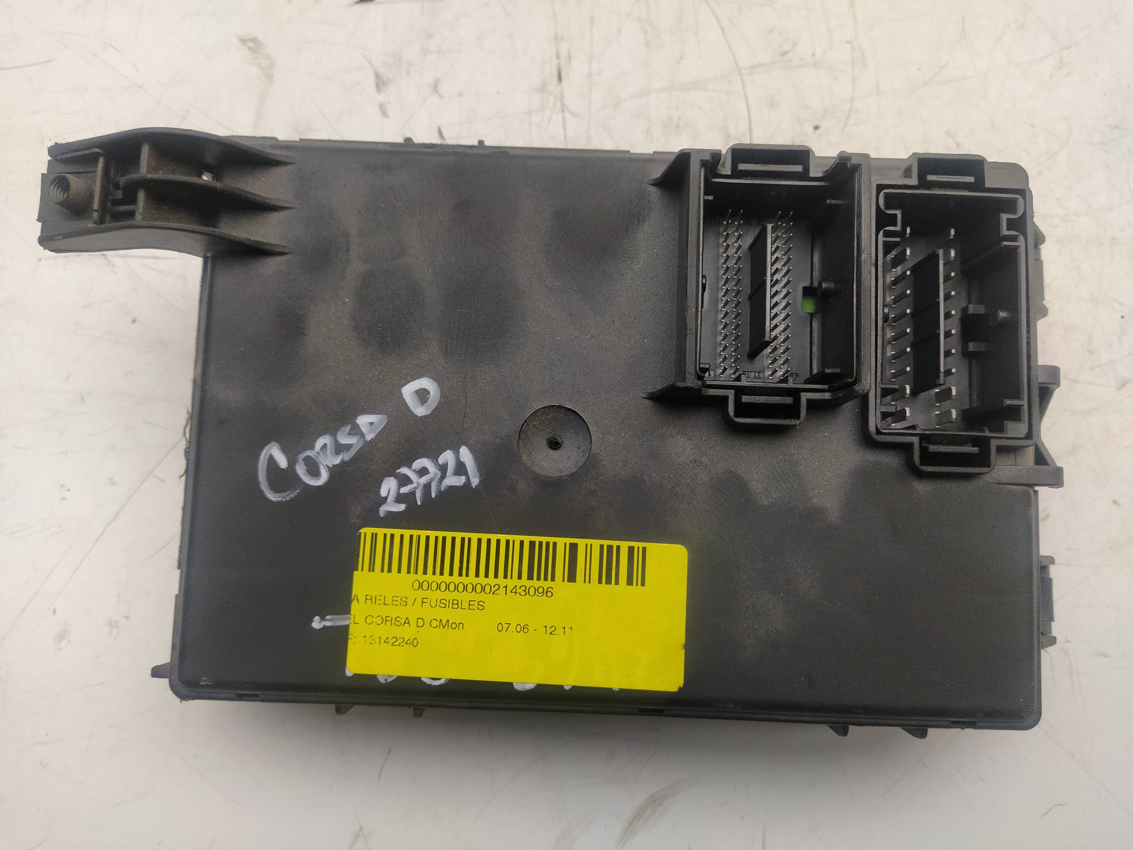 FORD USA Corsa D (2006-2020) Fuse Box 13142240 24012121