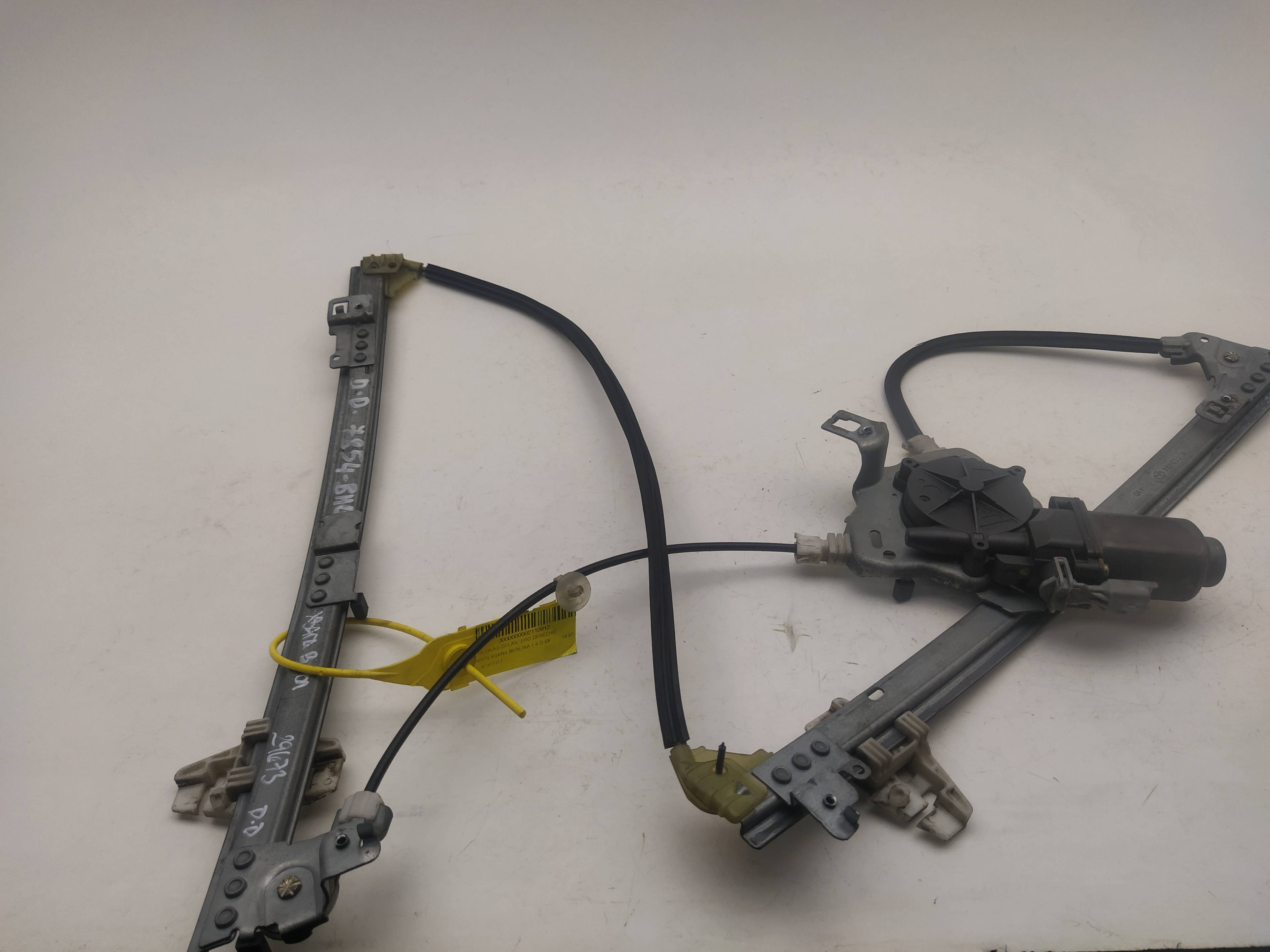 RENAULT Xsara 1 generation (1997-2004) Front Right Door Window Regulator 400679T1 18604707