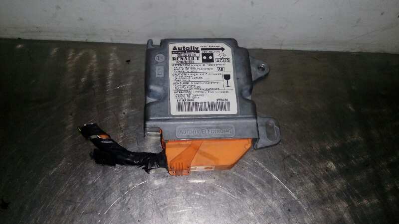 RENAULT Kangoo 1 generation (1998-2009) Unitate de control SRS 605044900, 8200381654, E117KA10842 18378878