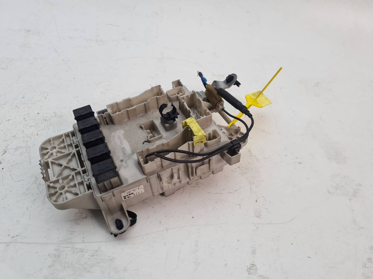 VOLVO RAV4 2 generation (XA20) (2000-2006) Fuse Box 9098702020,1567001930 18555507