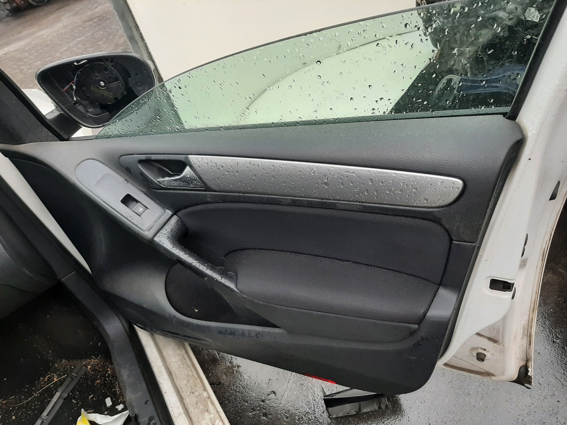 VOLKSWAGEN Golf 6 generation (2008-2015) Priekinių dešinių durų stiklo pakelėjas 5K0837462D 24023852