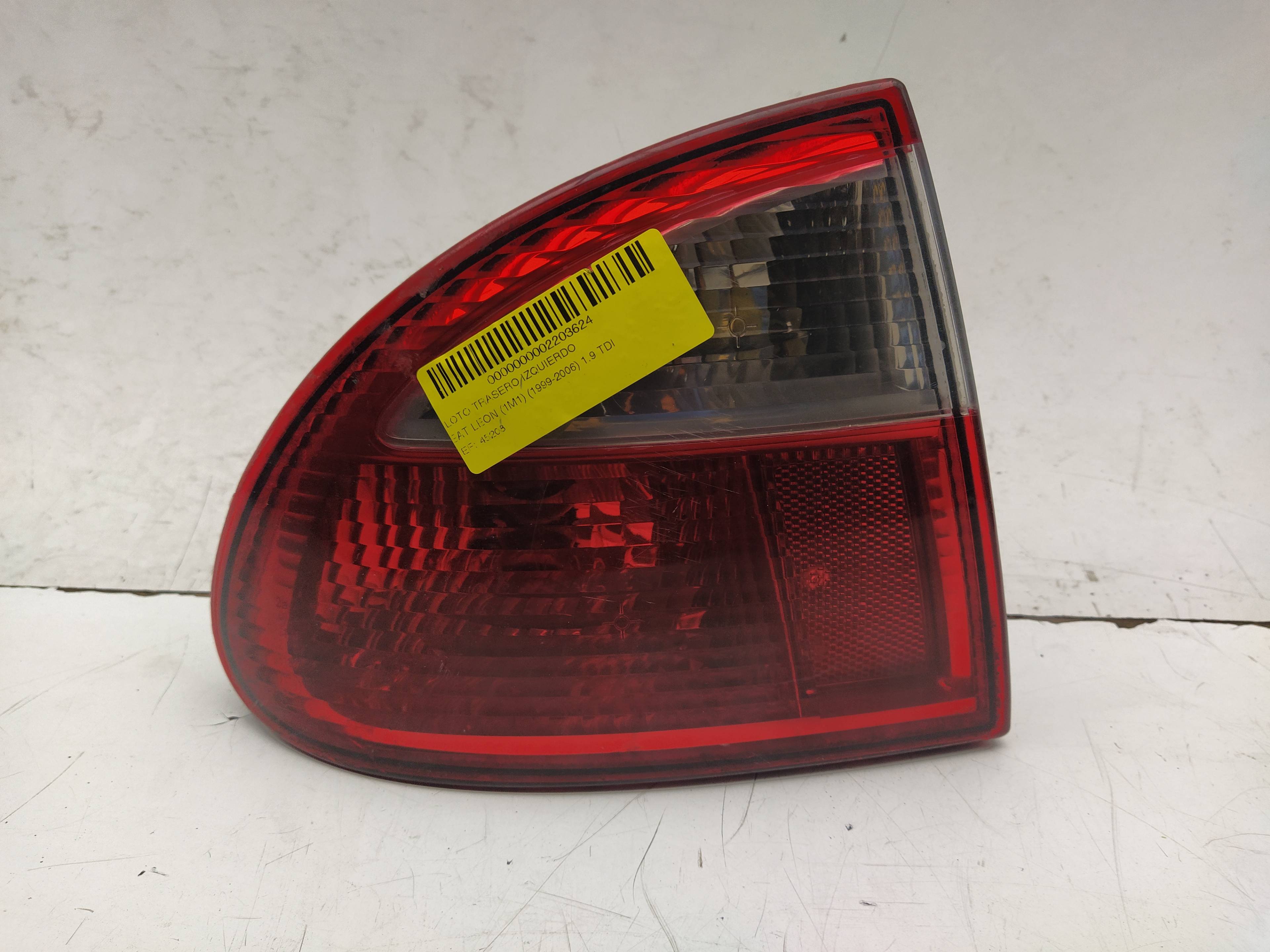 SEAT Leon 1 generation (1999-2005) Ľavé zadné koncové svetlo 1M6945111 18635476