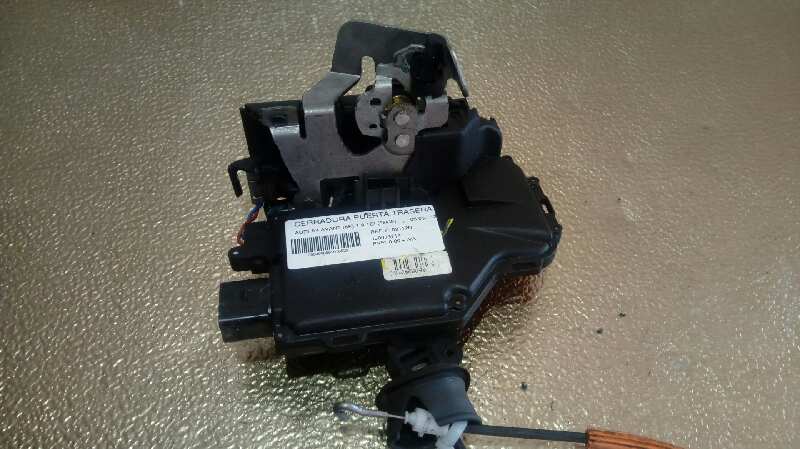 SUZUKI A4 B6/8E (2000-2005) Serrure de porte arrière droite 09112N, 1J0973714 18405280