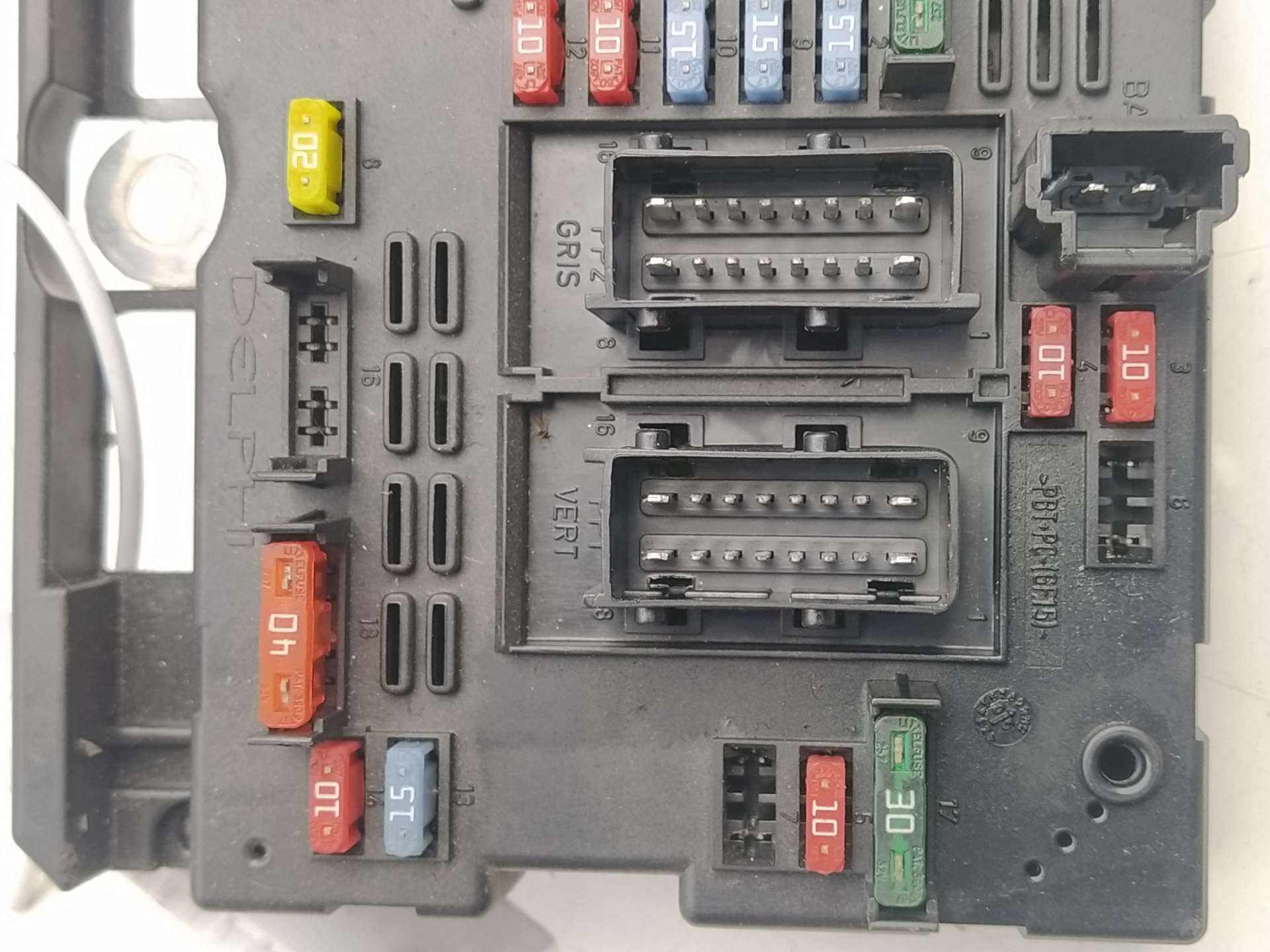 RENAULT 206 1 generation (1998-2009) Fuse Box 9657608880 22561517