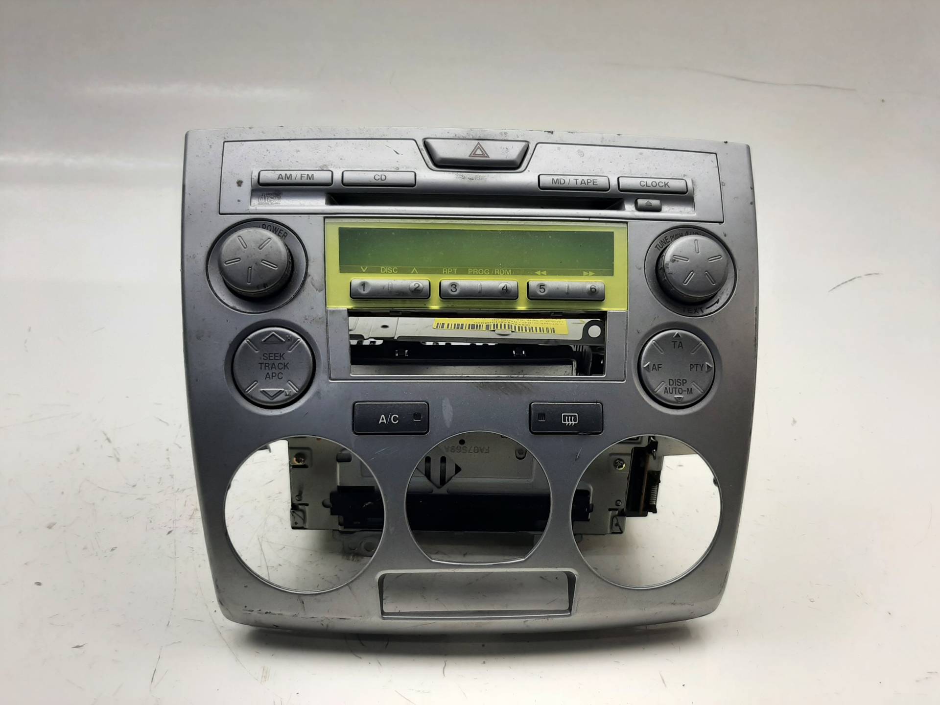 MAZDA 2 1 generation (2003-2007) Musikkspiller uten GPS 3M7118K876CC 18567136