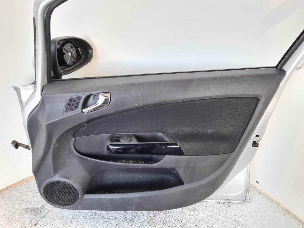 OPEL Corsa D (2006-2020) Стеклоподъемник передней правой двери 541613212, 13298154RH 25910002