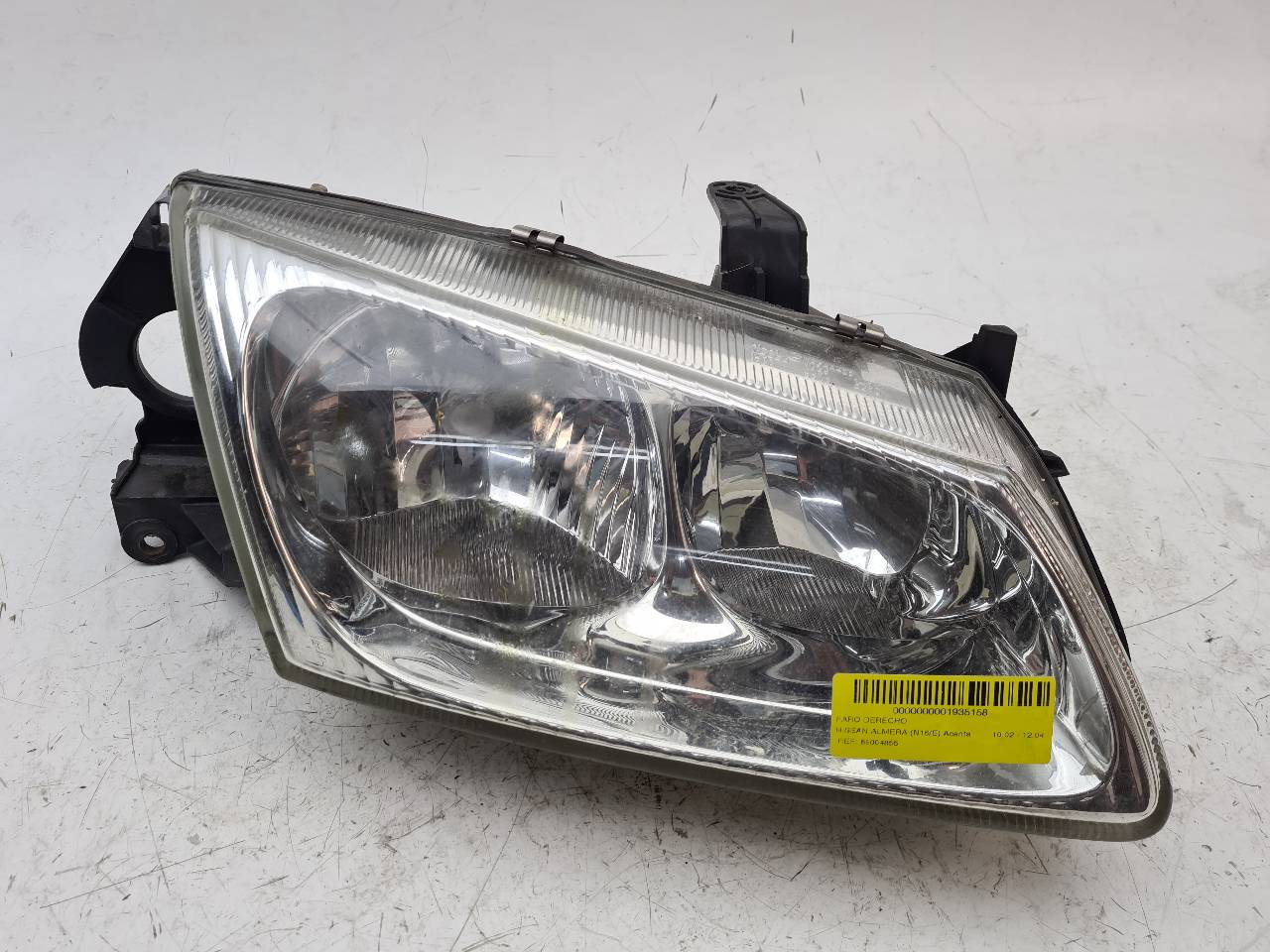 VAUXHALL Almera N16 (2000-2006) Преден десен фар 89004855 24009273