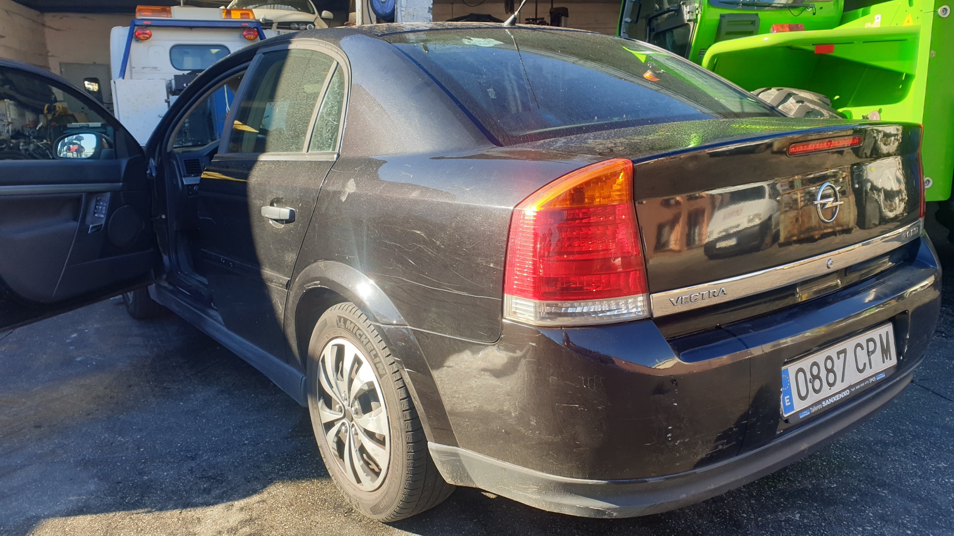 OPEL Vectra C (2002-2005) Алтернатор 0124525030, 13108596 18576381