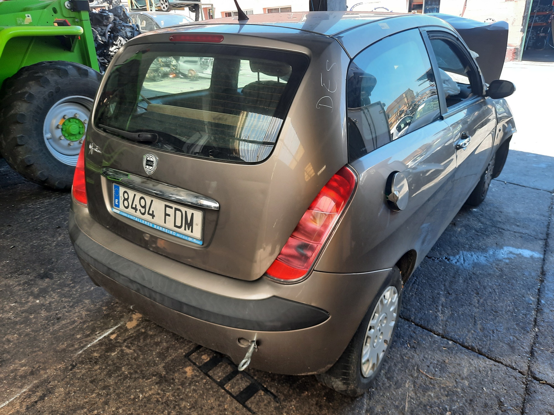 LANCIA Ypsilon II (Type 843)  (2003-2011) Priekinių dešinių durų stiklo pakelėjas 71732828 18604685