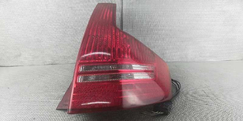 PEUGEOT C4 1 generation (2004-2011) Rear Right Taillight Lamp 6351T8 18455017