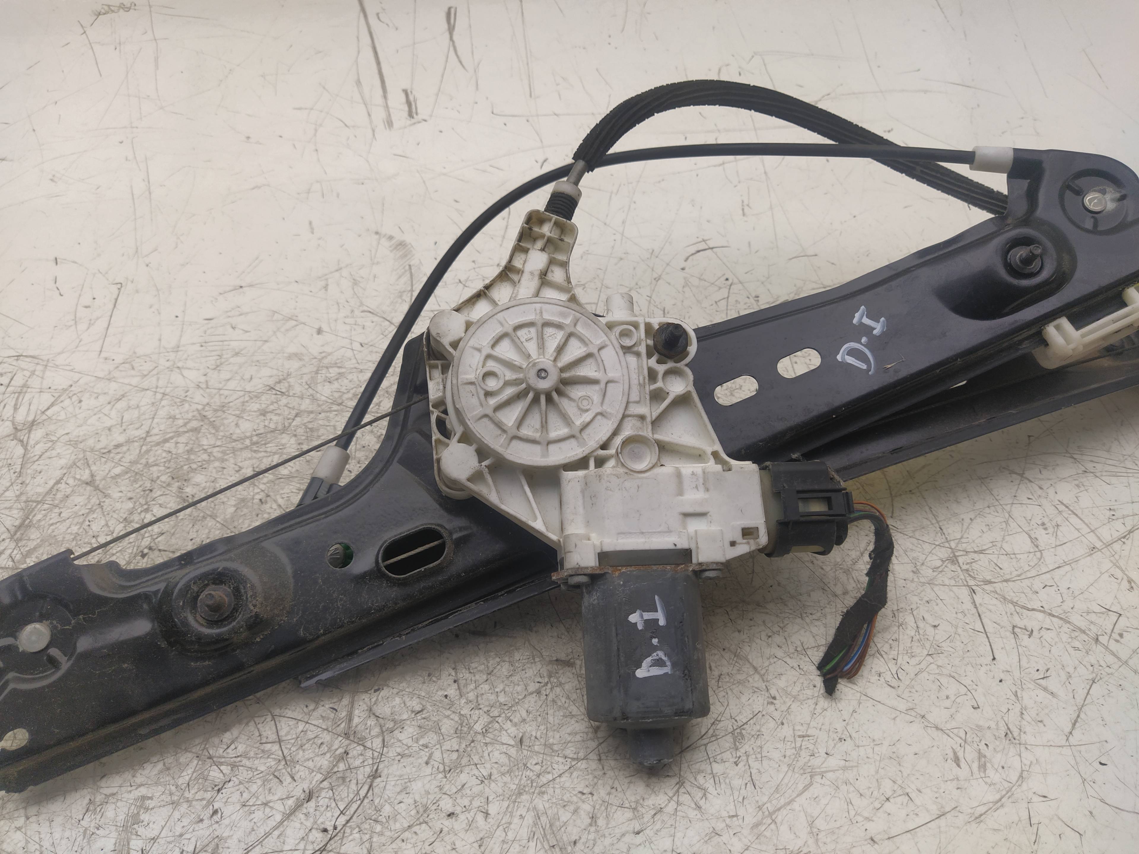 BMW 3 Series E90/E91/E92/E93 (2004-2013) Front Left Door Window Regulator 996624101 18494702