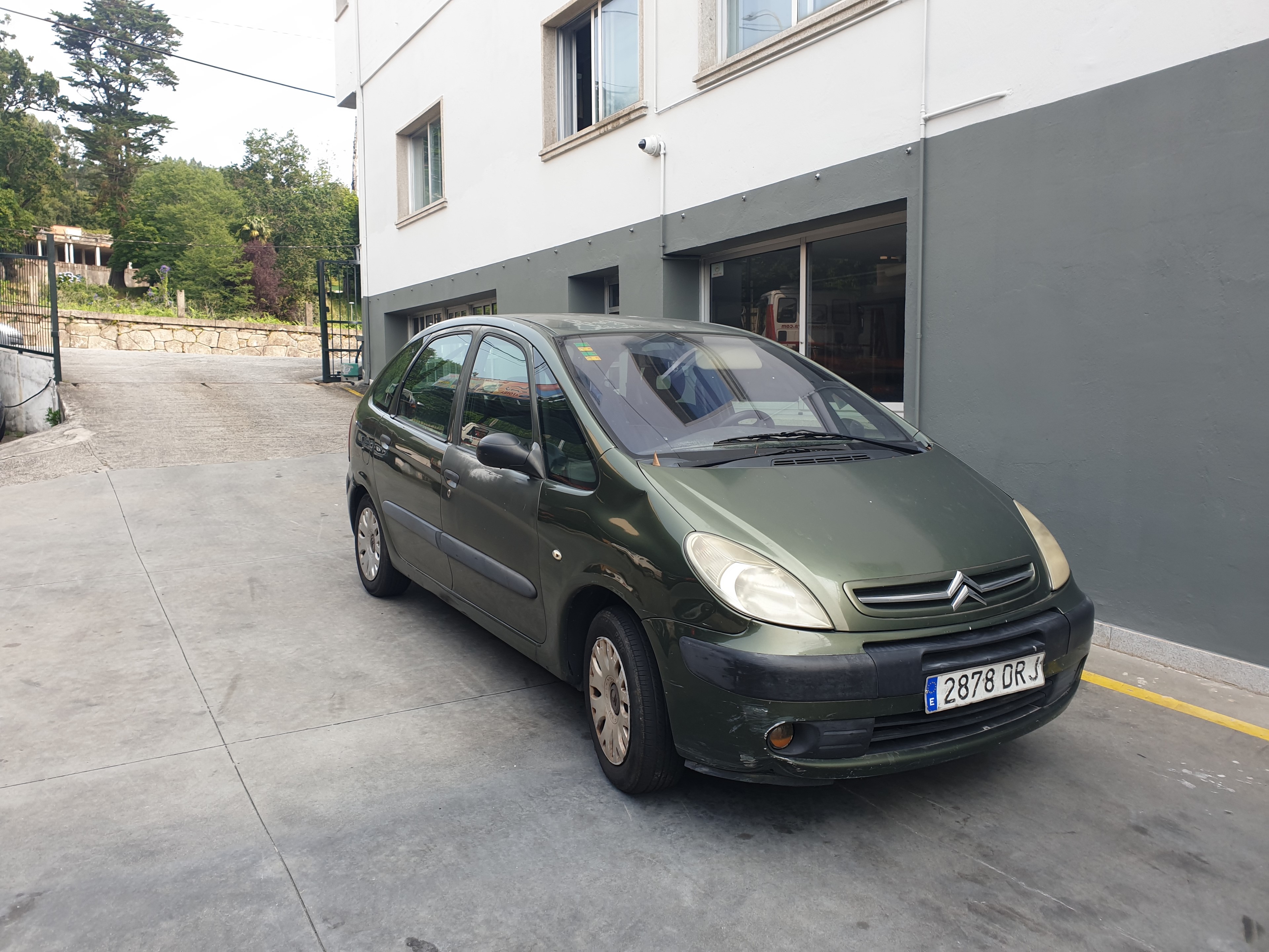 CITROËN Xsara Picasso 1 generation (1999-2010) Стартер D6RA110 24019543