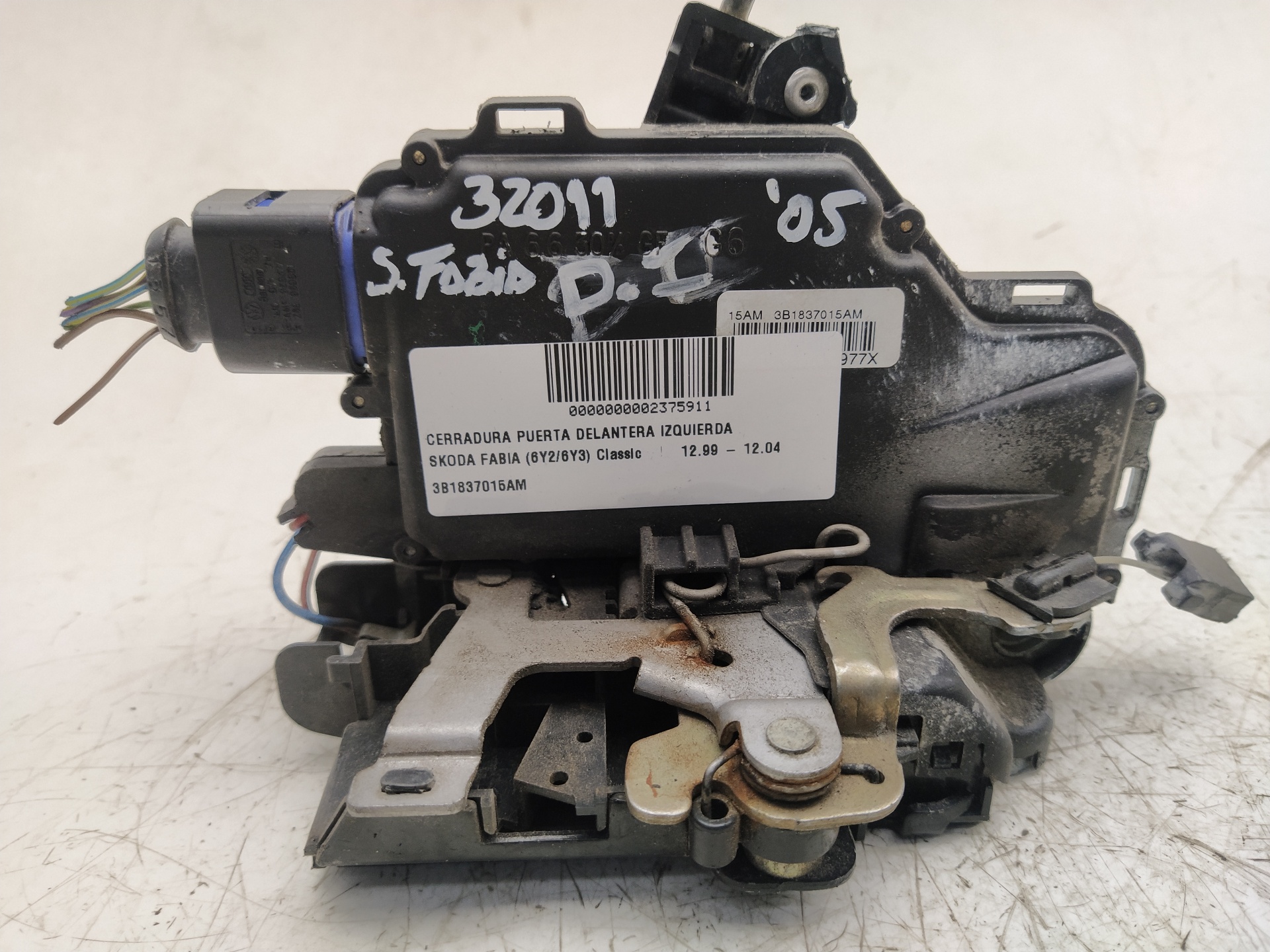 SKODA Fabia 6Y (1999-2007) Front Left Door Lock 3B1837015AM 25917993