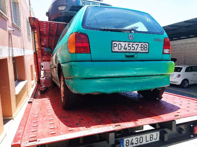 TOYOTA Polo 3 generation (1994-2002) Ľavé predné svetlomety 96249500 18519816