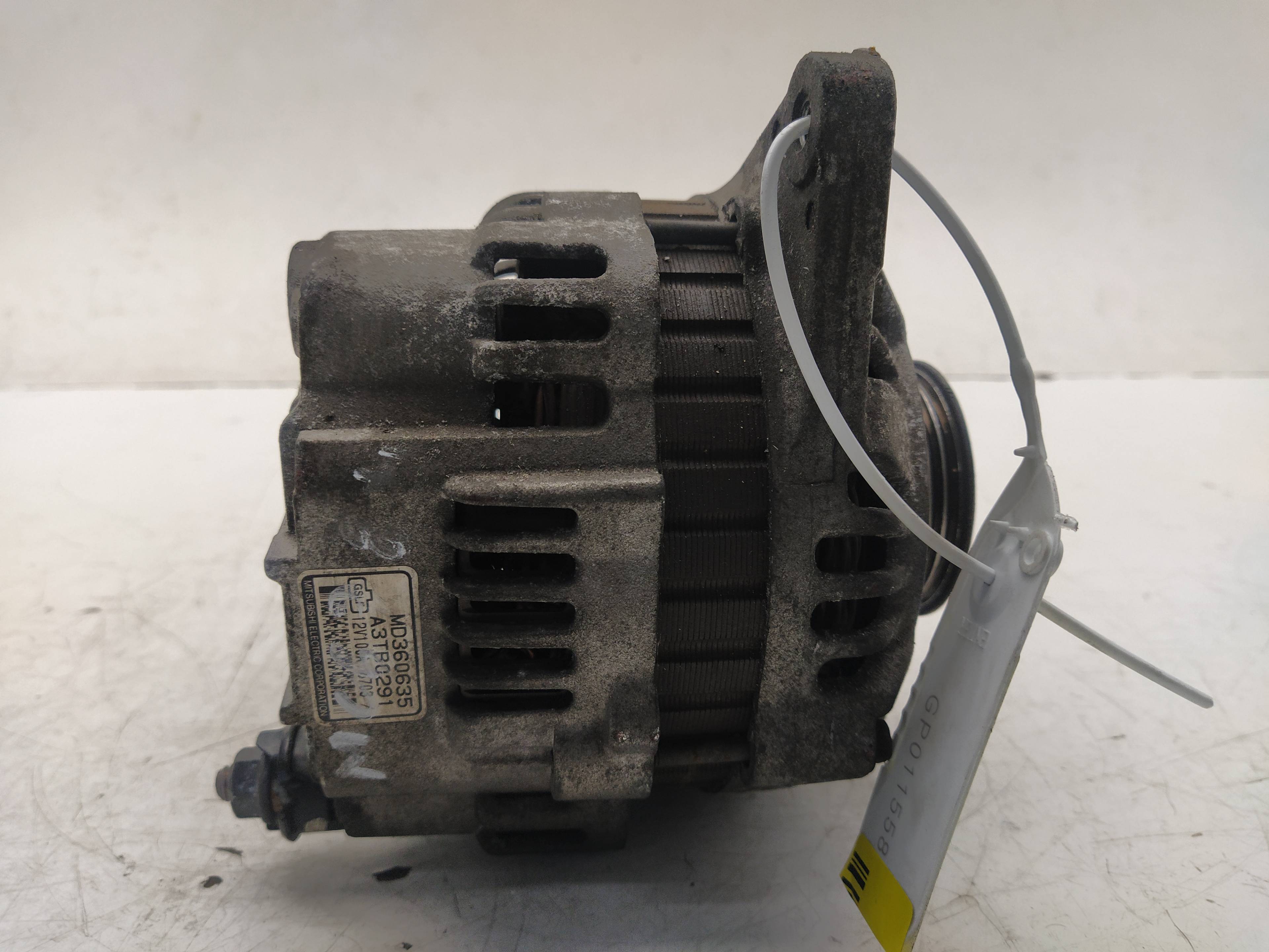 ALFA ROMEO S40 1 generation (1996-2004) Alternator MD360635 24014726