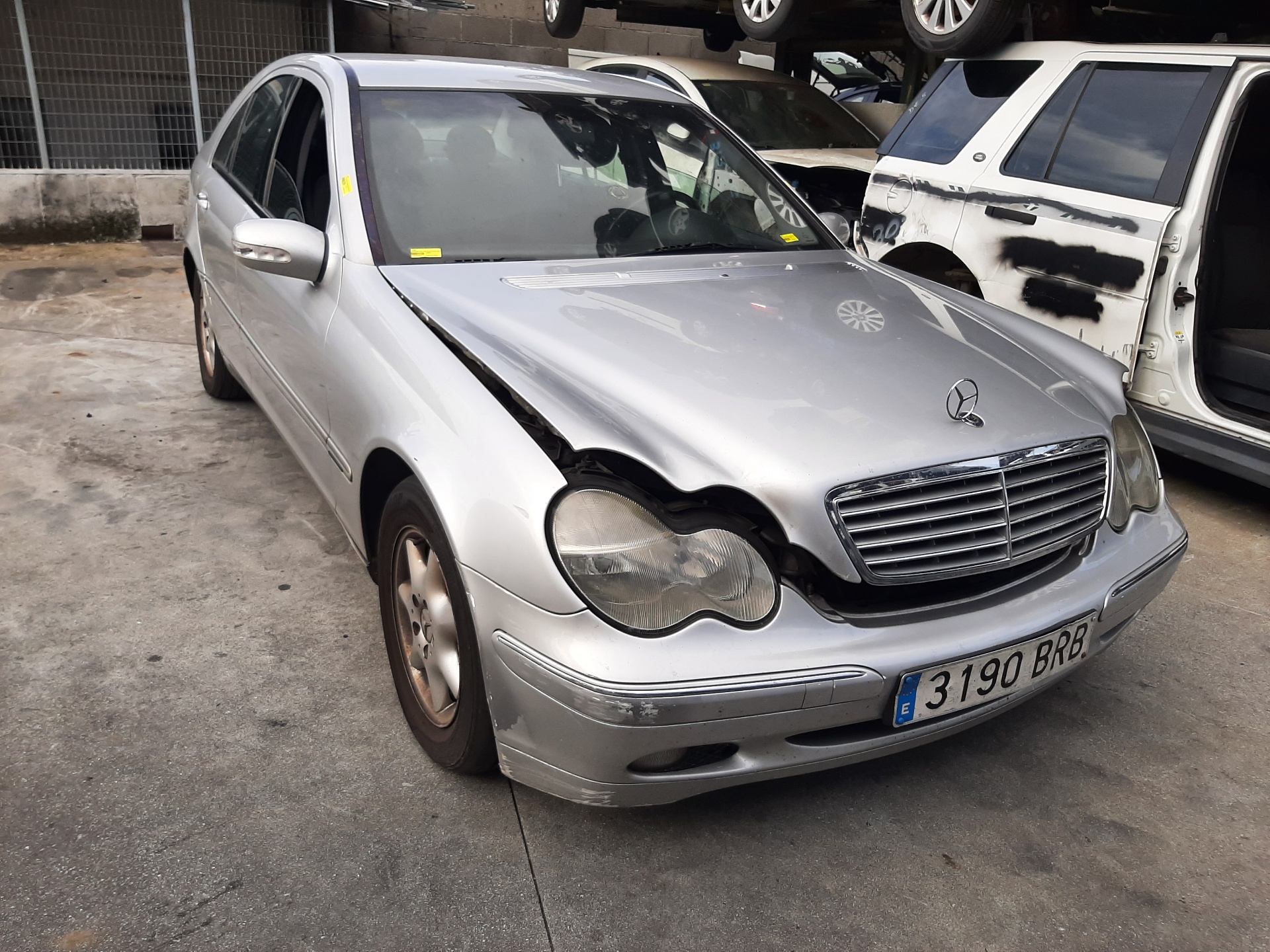 MERCEDES-BENZ C-Class W203/S203/CL203 (2000-2008) Venstre baglygte 2038200164 21471433