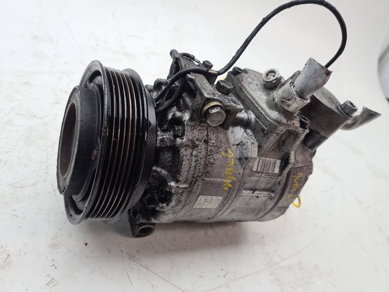 AUDI A8 D2/4D (1994-2002) Air Condition Pump 4B0260805B 18551761