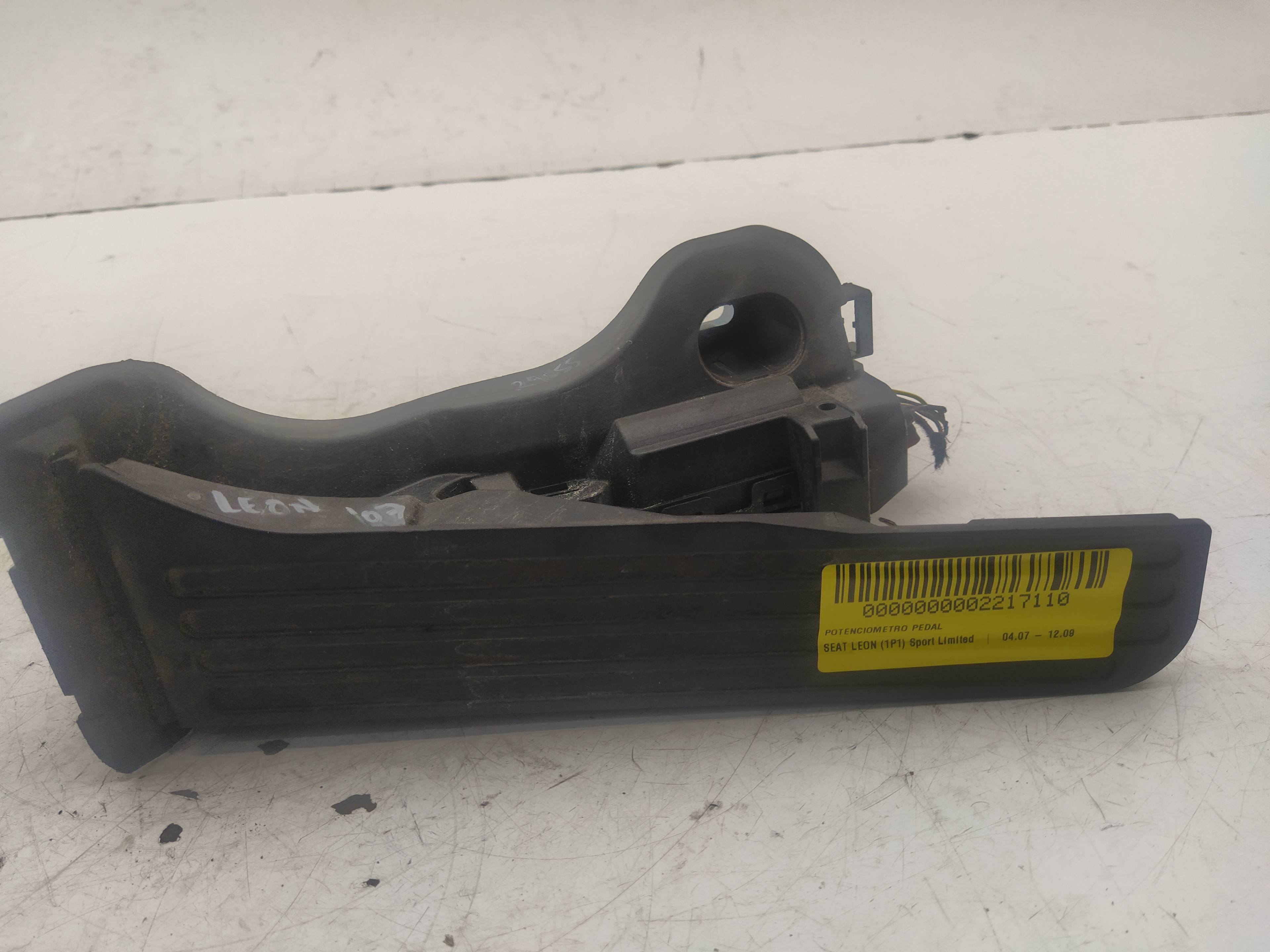 SEAT Leon 2 generation (2005-2012) Muut kehon osat 1K1721503P 18641642