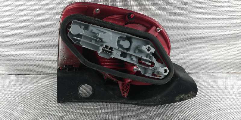 RENAULT Modus 1 generation (2004-2012) Rear Right Taillight Lamp 8200212204 18455019