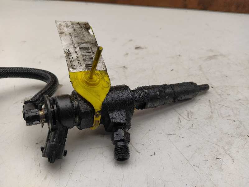 RENAULT 206 1 generation (1998-2009) Fuel Injector 0445110135 18503655