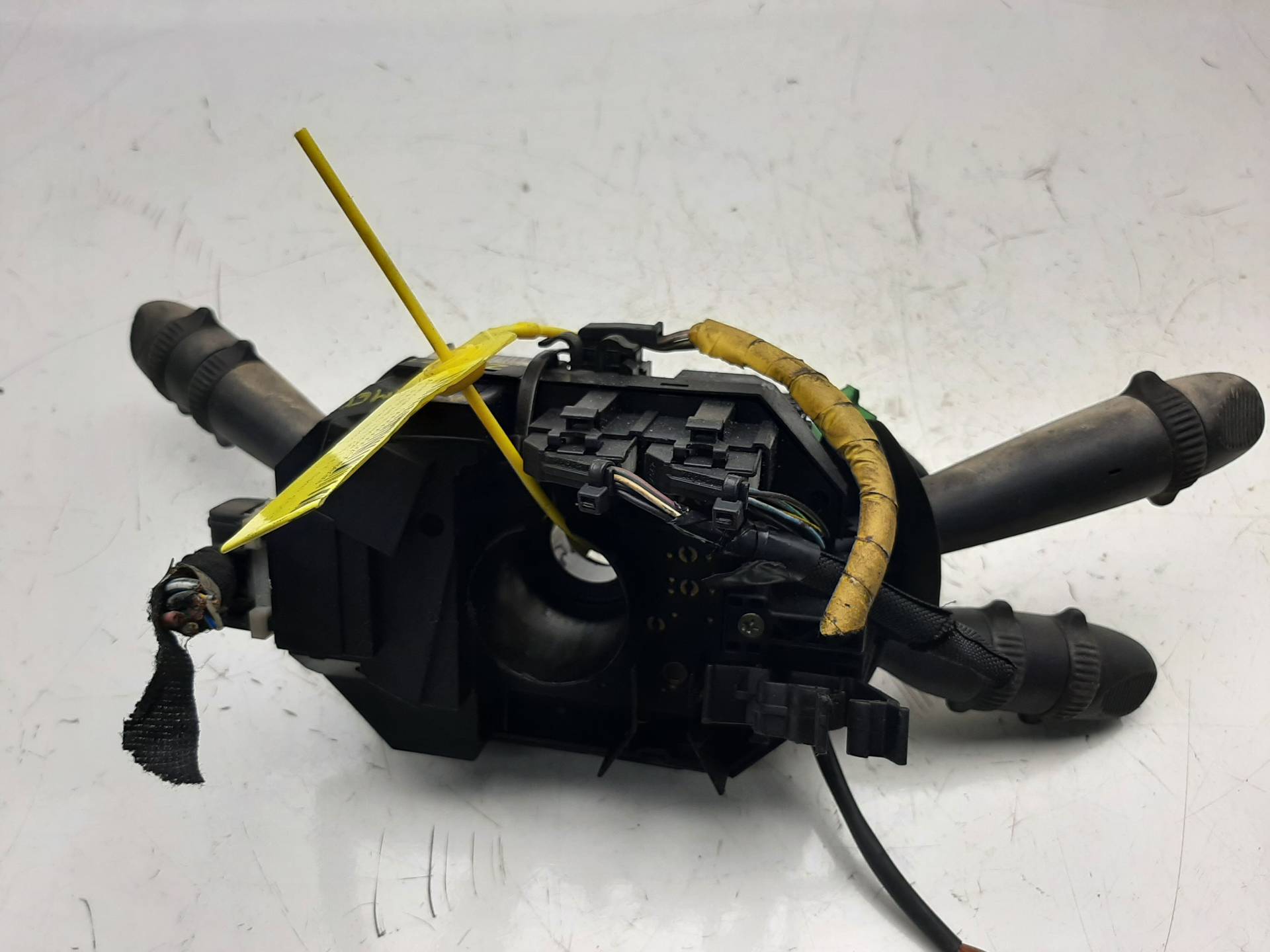 ALFA ROMEO 147 2 generation (2004-2010) Switches 08301450460, 735293308 18576323