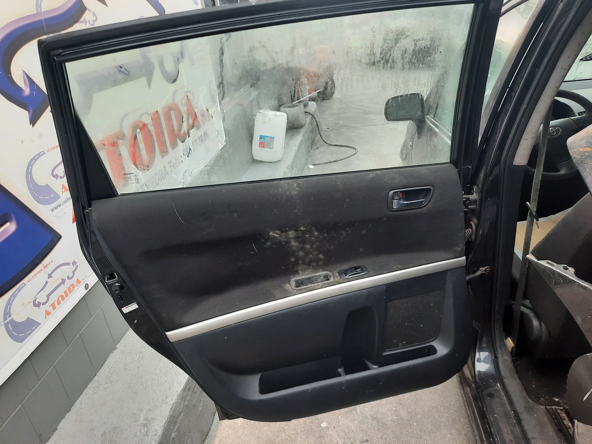 TOYOTA Corolla Verso 1 generation (2001-2009) Aizmugurējo kreiso durvju logu pacēlājs 698400F010 18626751