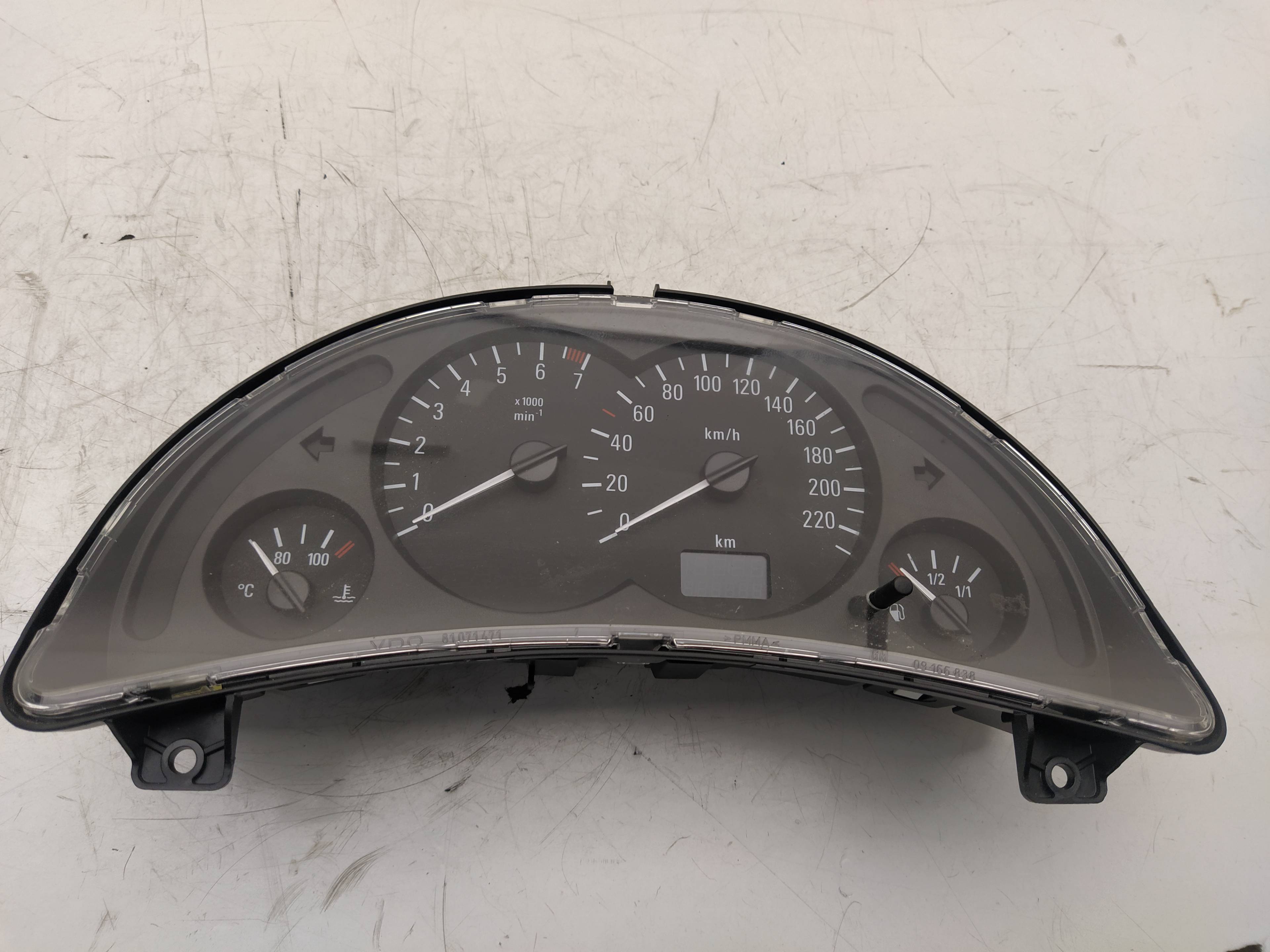 FIAT Uno 1 generation (1983-1995) Speedometer 87001384 24880097