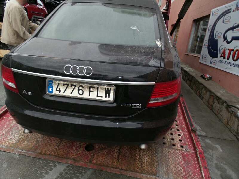 AUDI A6 C6/4F (2004-2011) Передняя правая дверь 4F0831052F 18362559