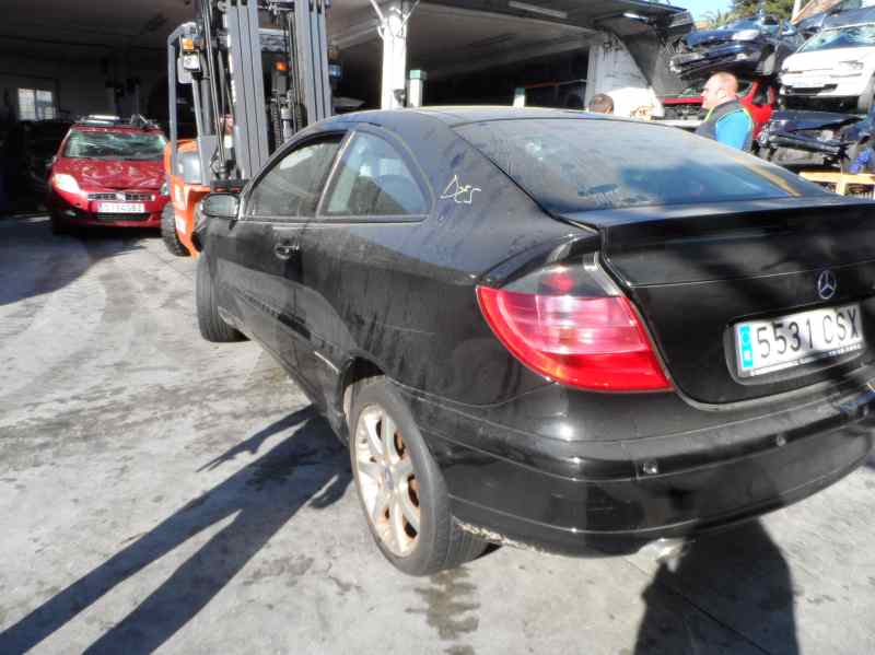 MERCEDES-BENZ C-Class W203/S203/CL203 (2000-2008) Crémaillère de direction A20311011002 18348828