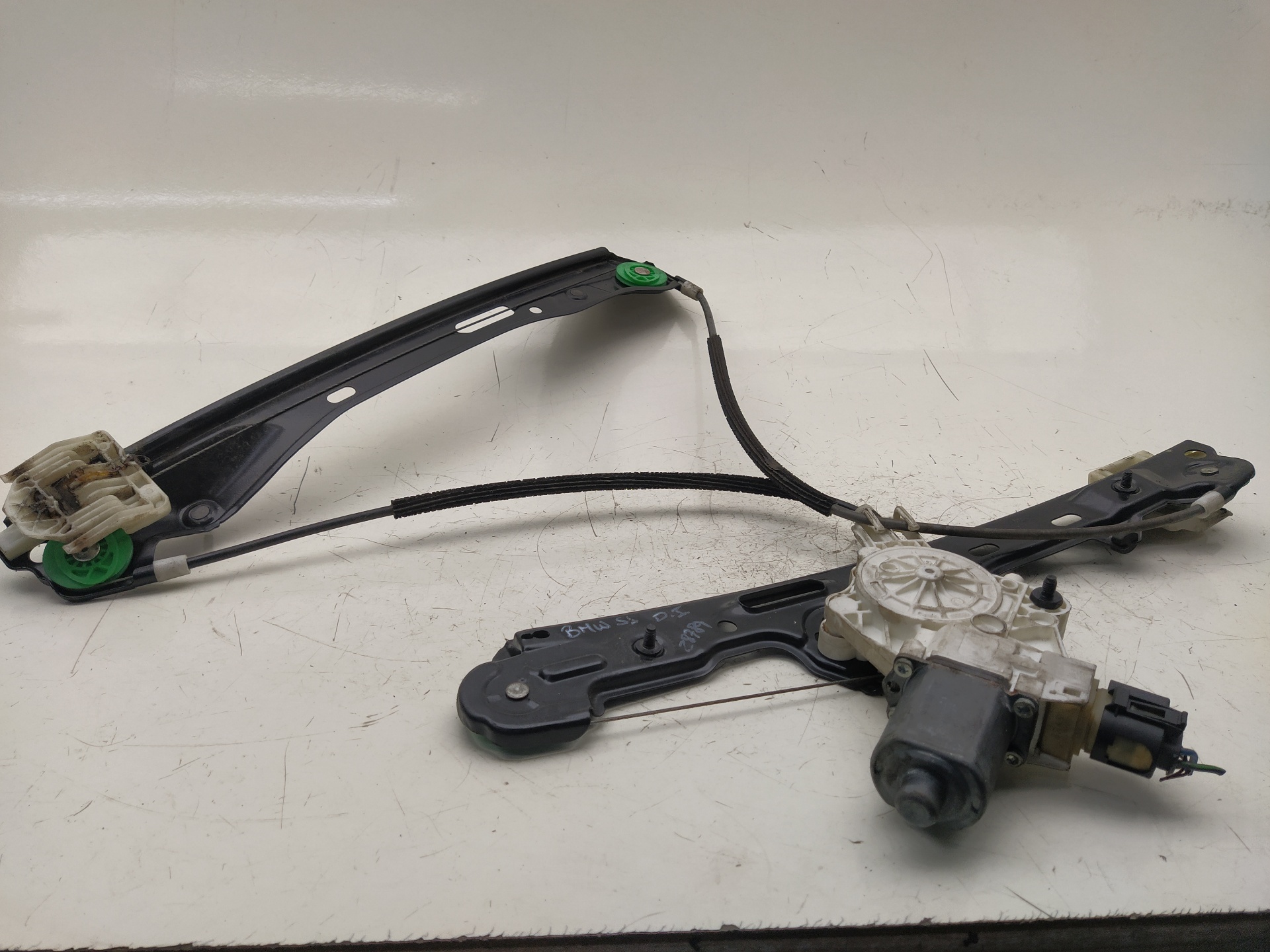 BMW 1 Series E81/E82/E87/E88 (2004-2013) Front Left Door Window Regulator 7067795S 22282307