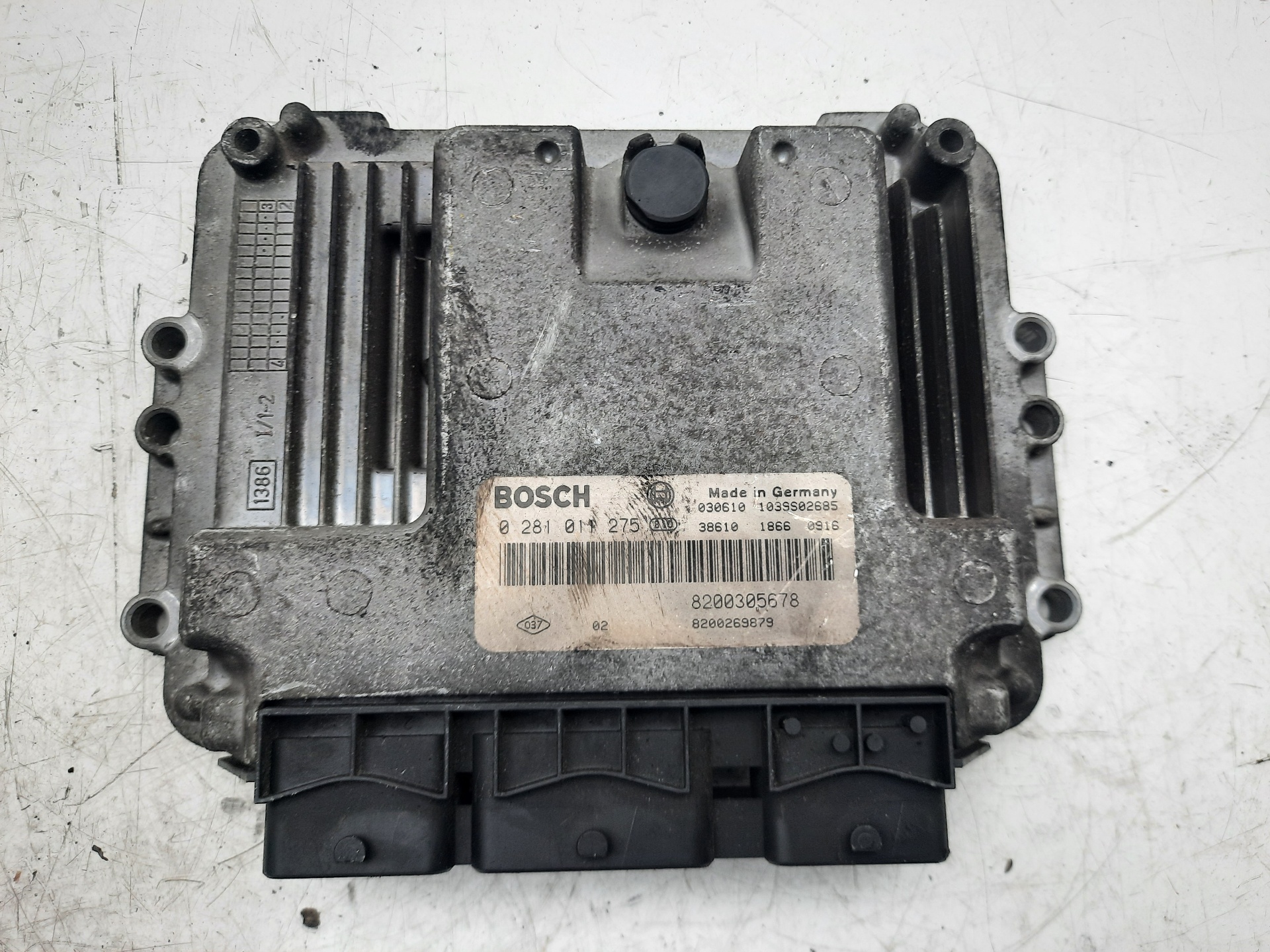 RENAULT Megane 2 generation (2002-2012) Engine Control Unit ECU 0281011275,8200305678 18636707