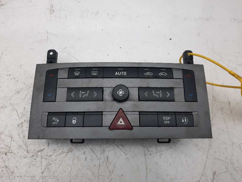 PEUGEOT 407 1 generation (2004-2010) Climate  Control Unit 96573322 18543239