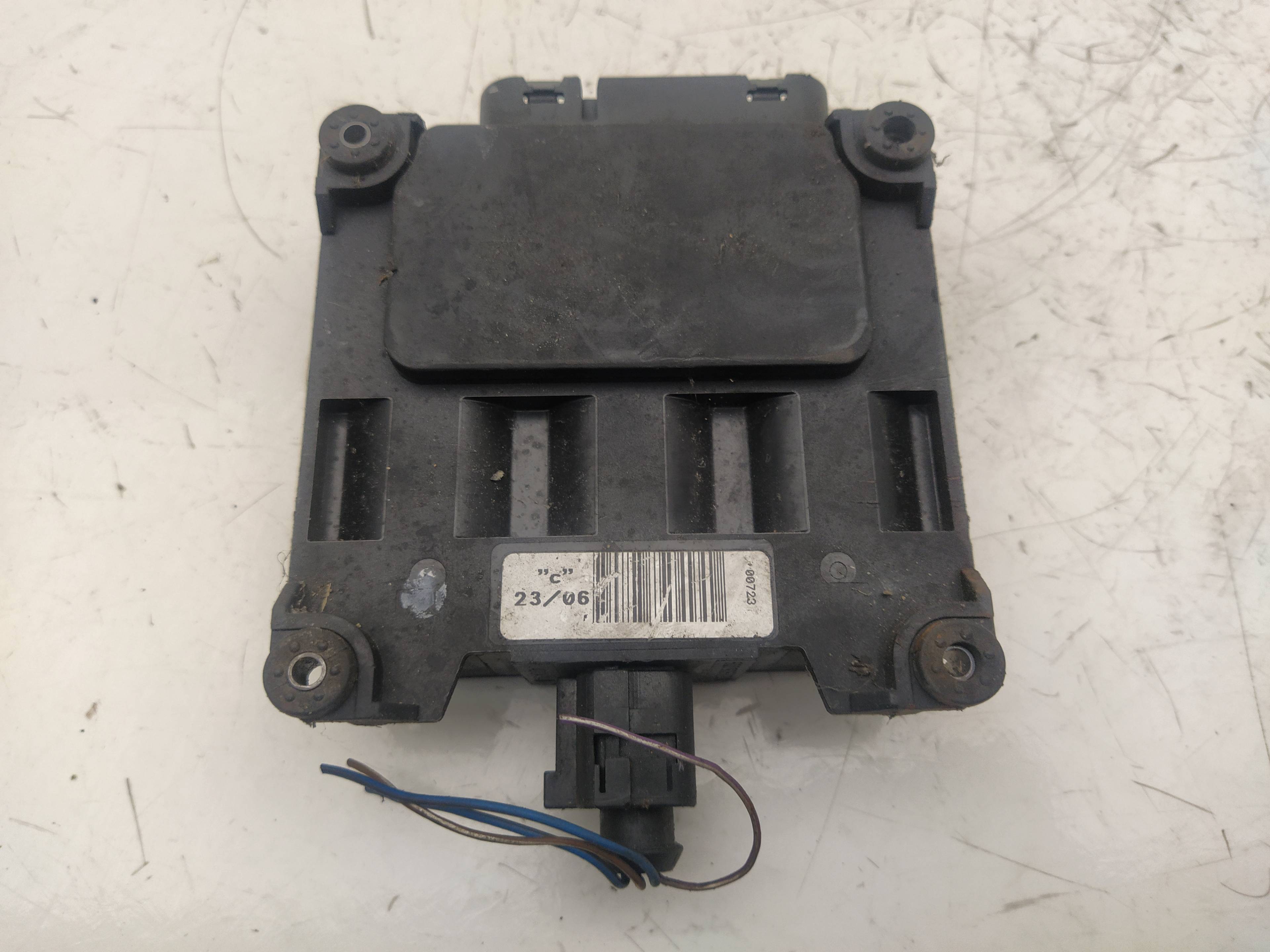 SEAT Cordoba 2 generation (1999-2009) Solenoid Valve 6Q0906625 20139672