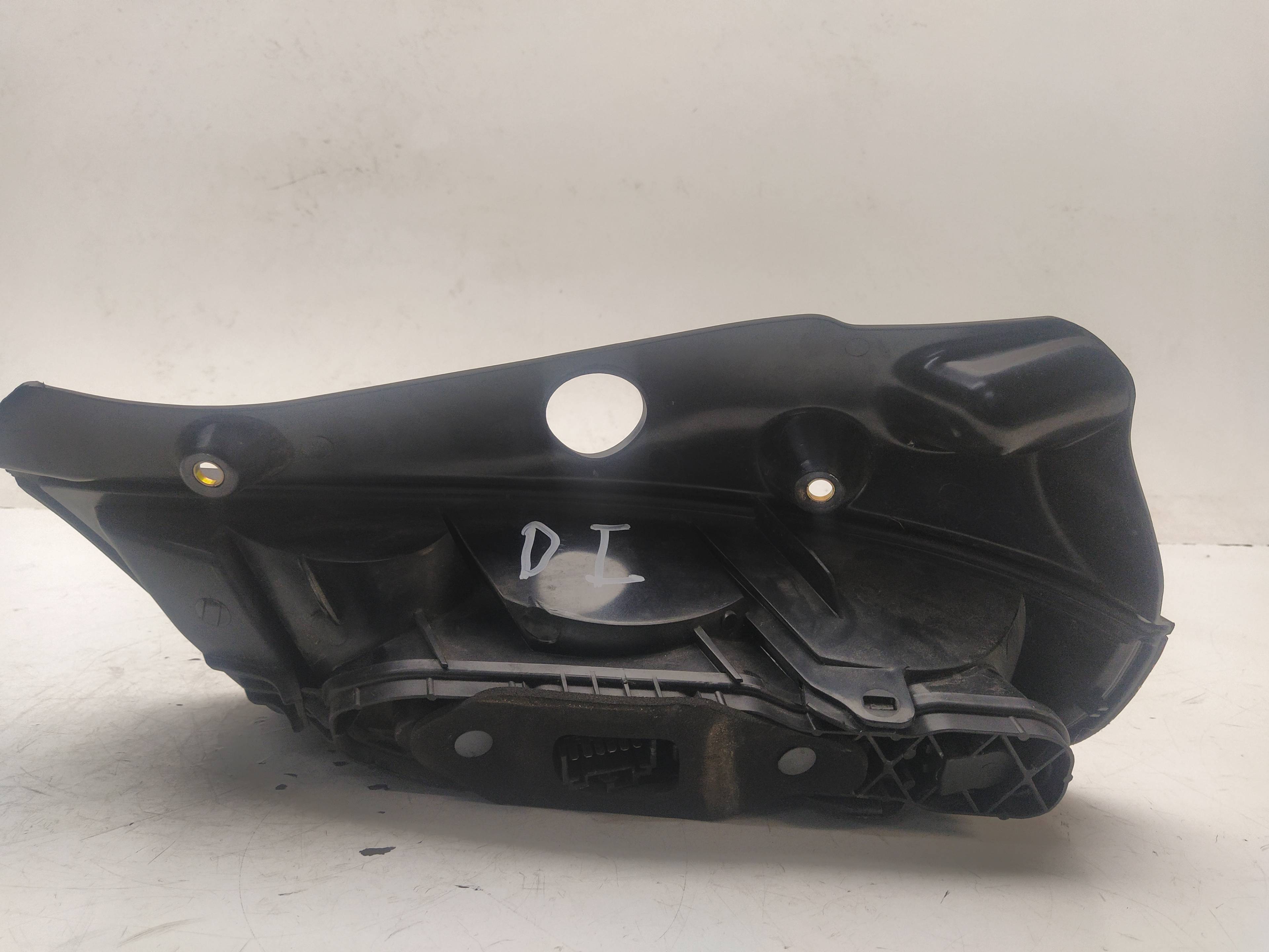 LANCIA Ypsilon II (Type 843)  (2003-2011) Vänster bakljus bak 51753385 18604615