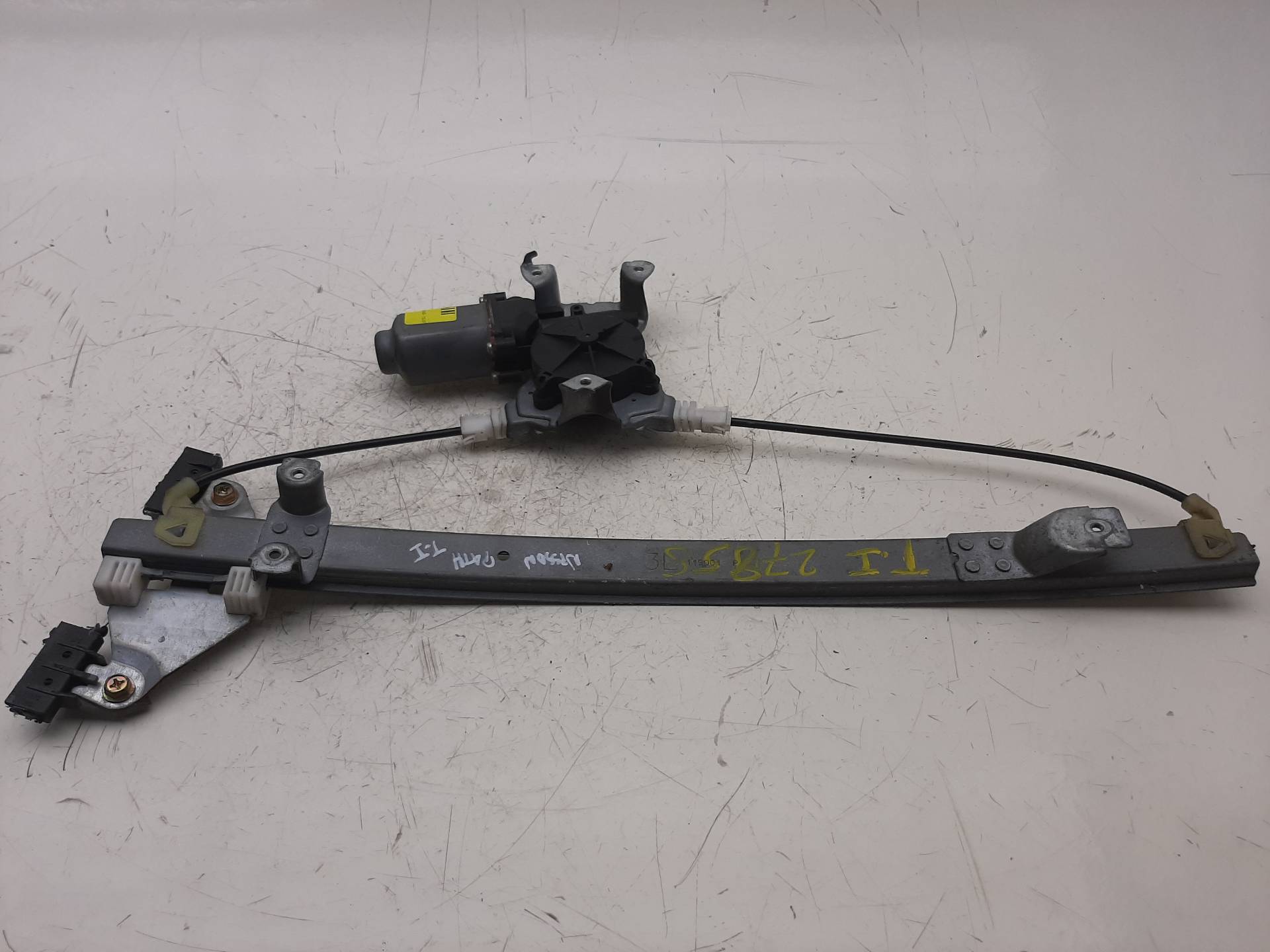 NISSAN Pathfinder R51 (2004-2014) Rear left door window lifter 400851 18555446