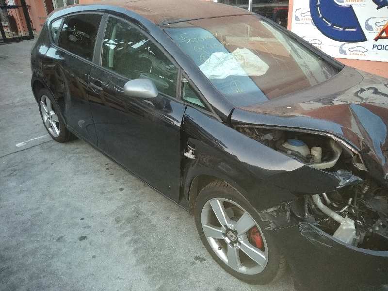 SEAT Leon 2 generation (2005-2012) Priekšējā kreisā pusass 1K0407271BJ 20543908