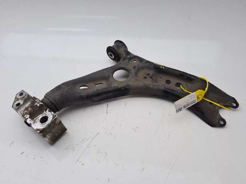 VOLKSWAGEN Passat B7 (2010-2015) Front Right Arm 3C0199231E 20544141