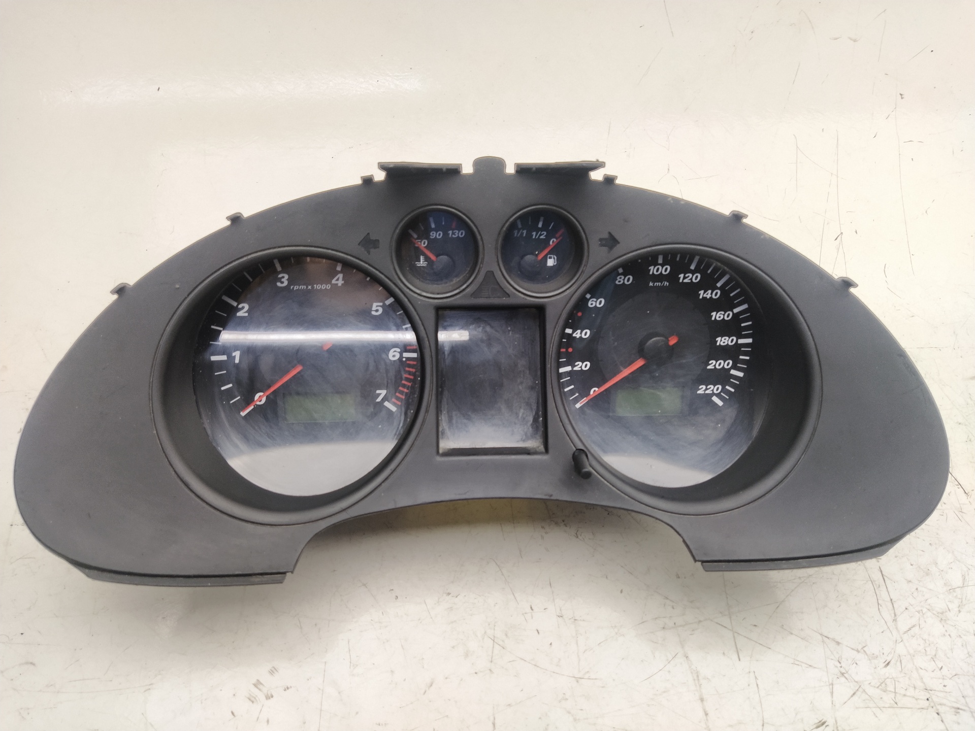 SEAT Cordoba 2 generation (1999-2009) Speedometer 110080104009A 21830794