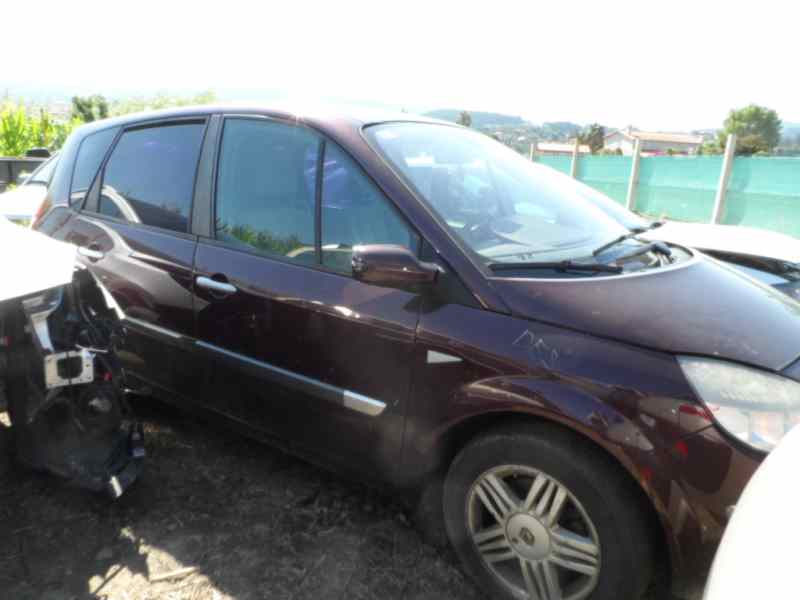 RENAULT Scenic 2 generation (2003-2010) Priekinis dešinys pusašis 8200790517 18347976