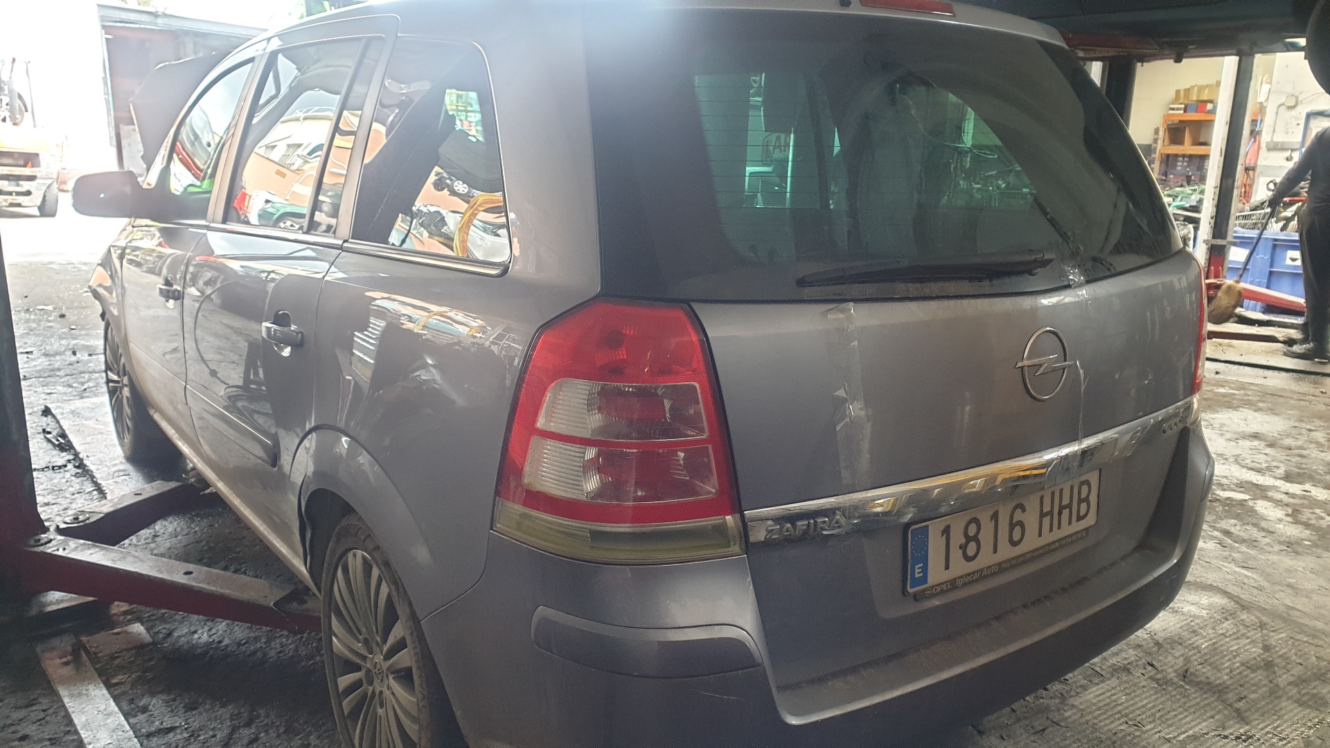 OPEL Zafira B (2005-2010) Стеклоподъемник передней левой двери 994886101 18588948