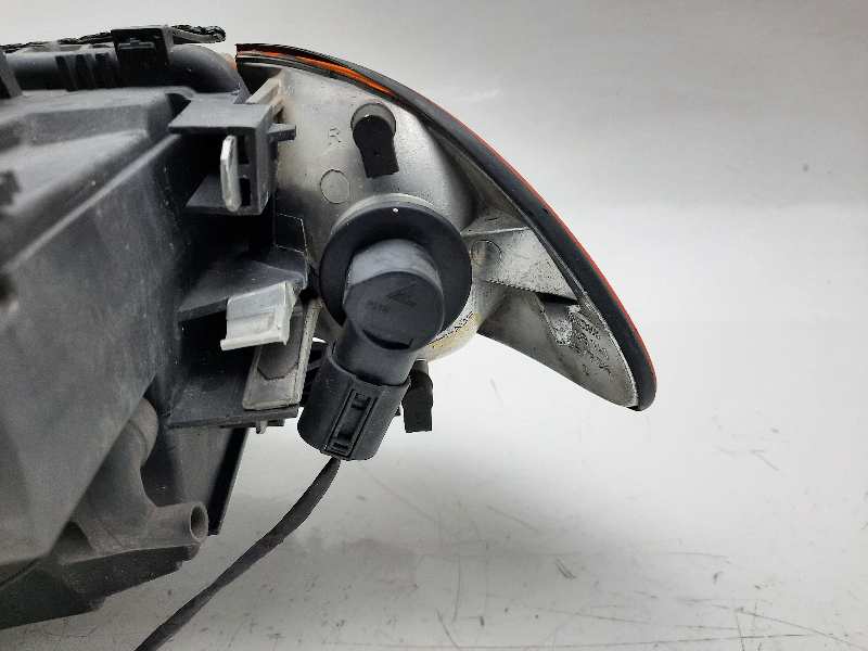 BMW 3 Series E46 (1997-2006) Front Right Fender Turn Signal 1315106141 18540936
