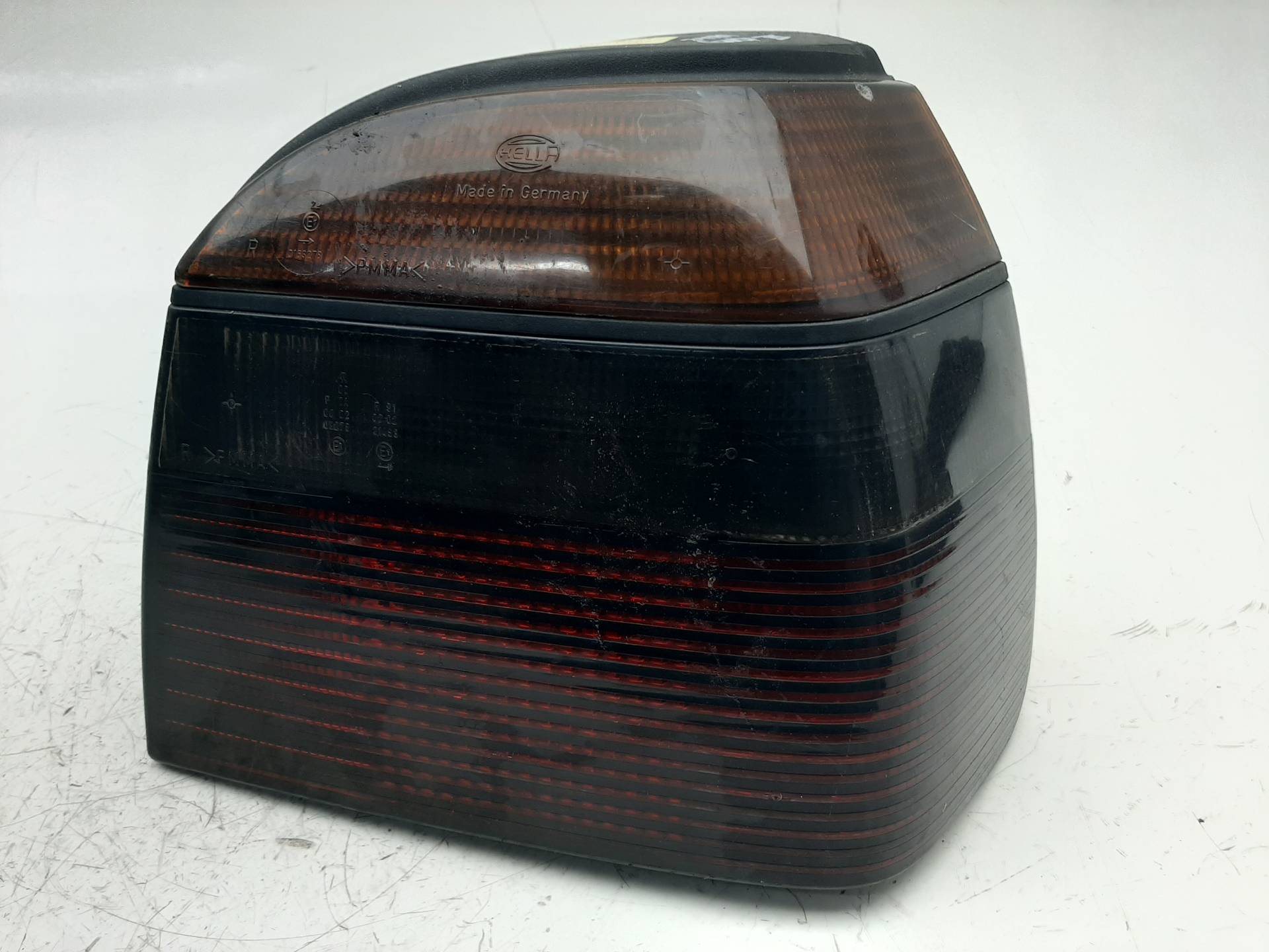 VOLKSWAGEN Golf 3 generation (1991-1998) Rear Right Taillight Lamp 1H6945257 18584066